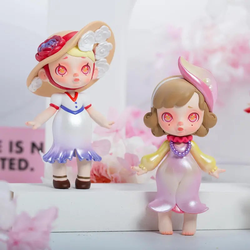 12-Piece Fashion Trendsetters Blind Box Collection ¨C Cute Collectible Action Figures for Holidays & Birthdays