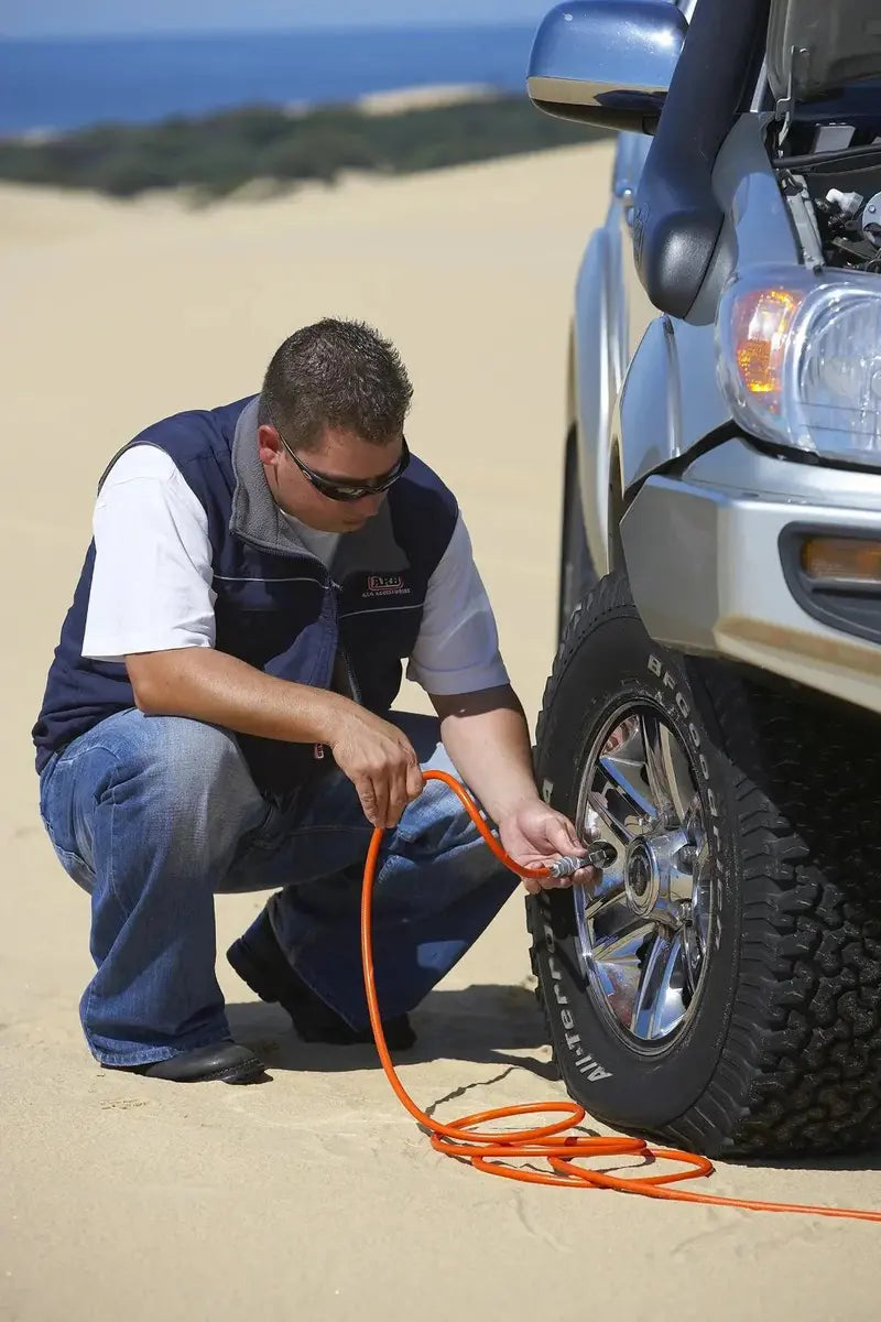 12V High-Output Portable Air Compressor ¡ª Compact DC Tire Inflator for Vehicles &amp; Equipment