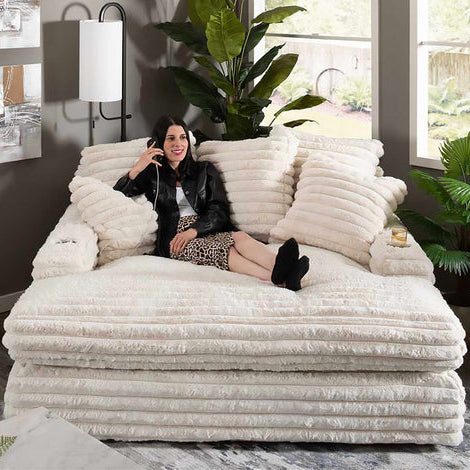 Winter Sale - Nestle Chaise Lounge With Dual Cupholders And Charging Ports