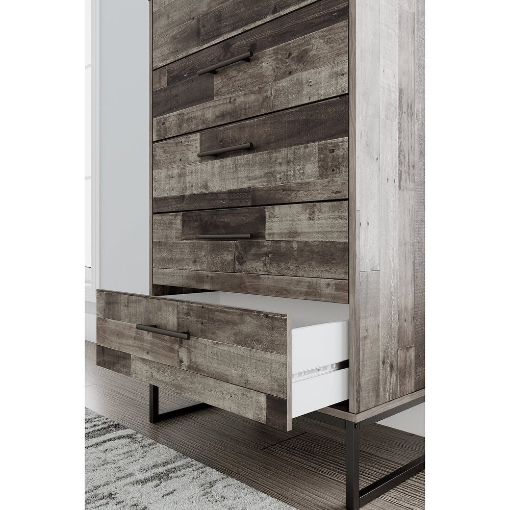 Signature Design by Ashley Neilsville Weathered Woodgrain Dresser