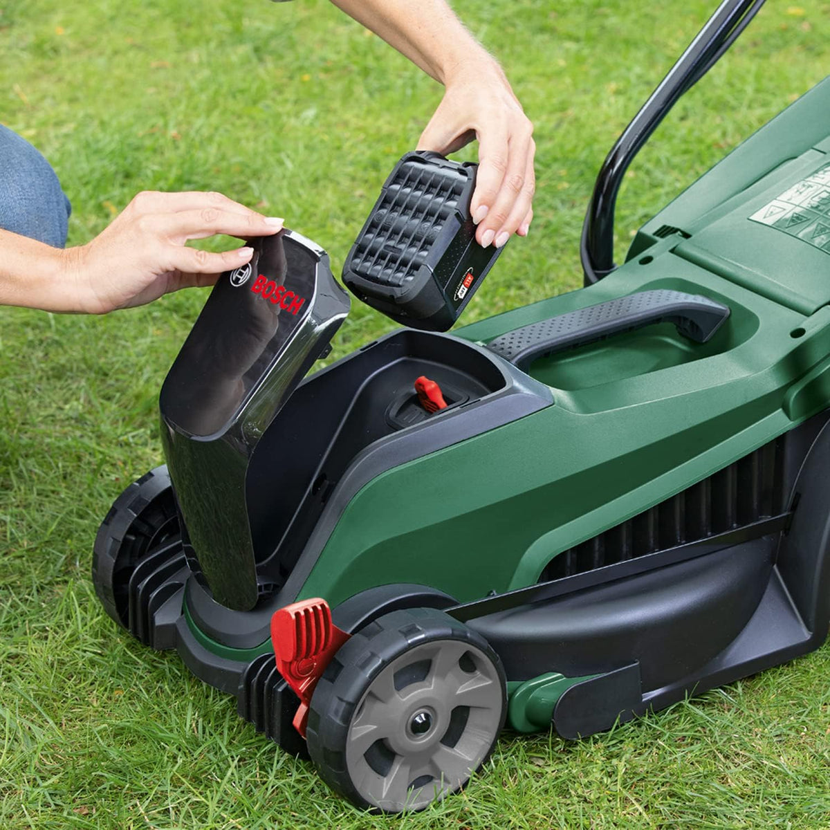 Bosch tondeuse à gazon sans fil CityMower 18V-32-300