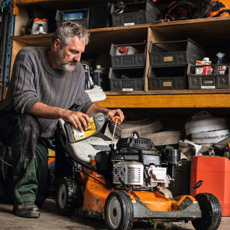 Stihl BENZIN-RASENMÄHER RM 756