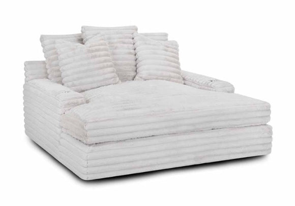 Winter Sale - Nestle Chaise Lounge With Dual Cupholders And Charging Ports