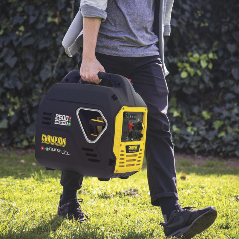 CHAMPION POWER EQUIPMENT DUAL FUEL INVERTER GENERATOR 2500 SURGE WATTS